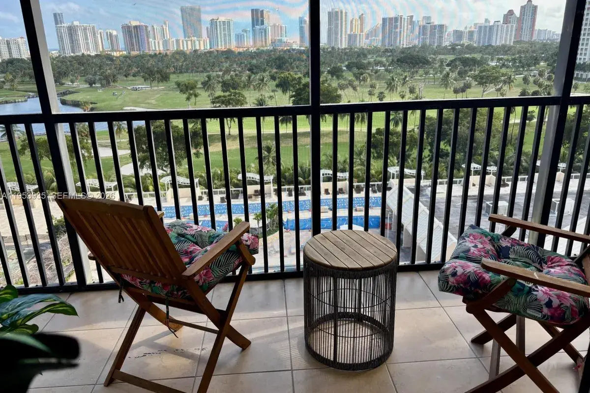 20301 W Country Club Dr # 1126, Aventura FL 33180
