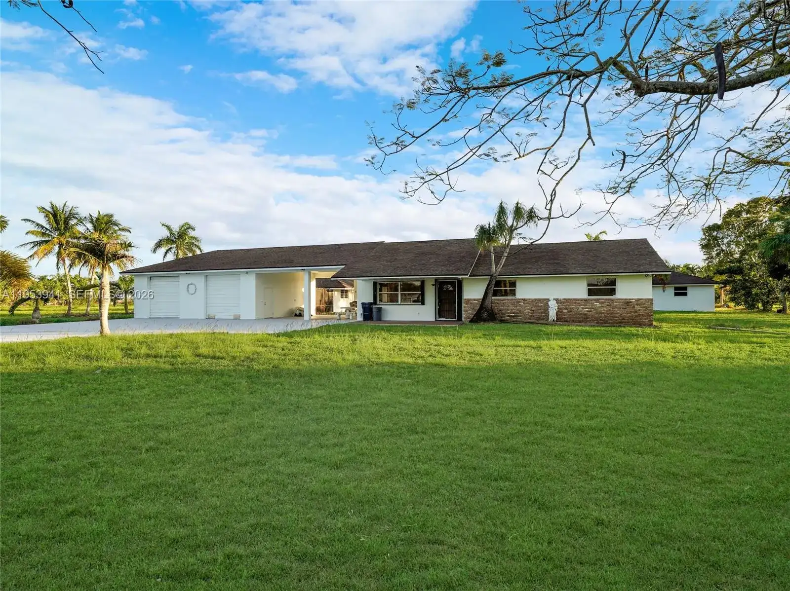 20000 SW 216th St, Miami FL 33170 photo 2