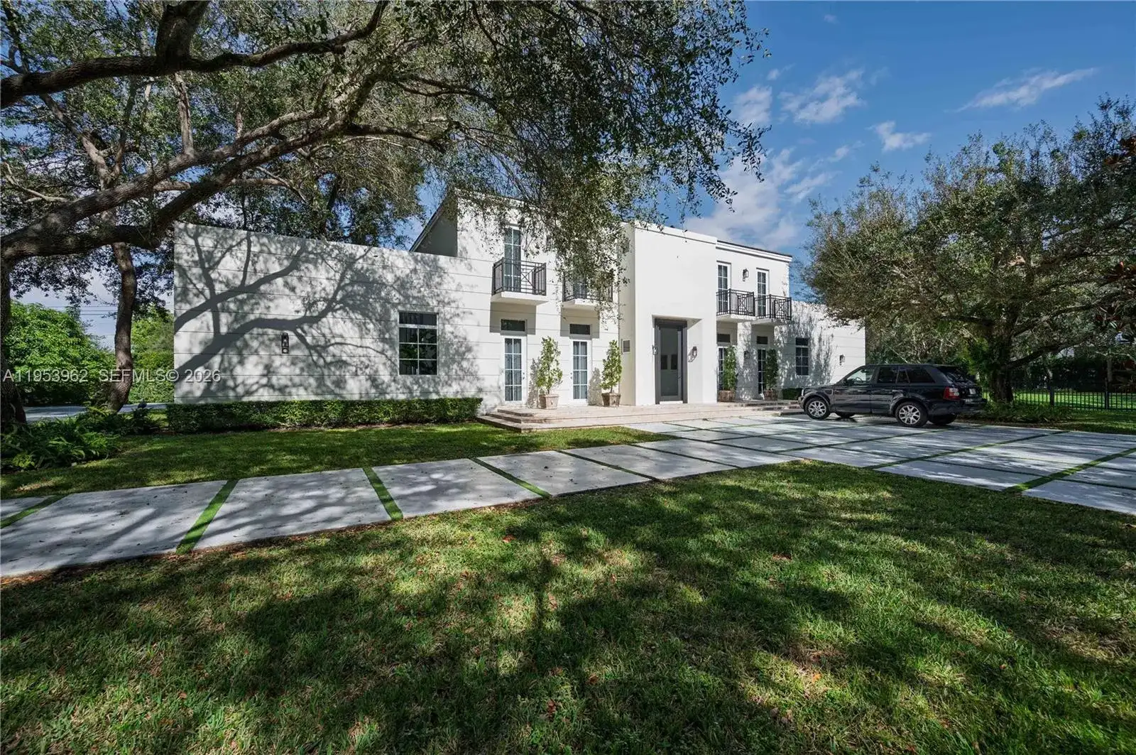 6355 SW 114th St, Pinecrest FL 33156 photo 2