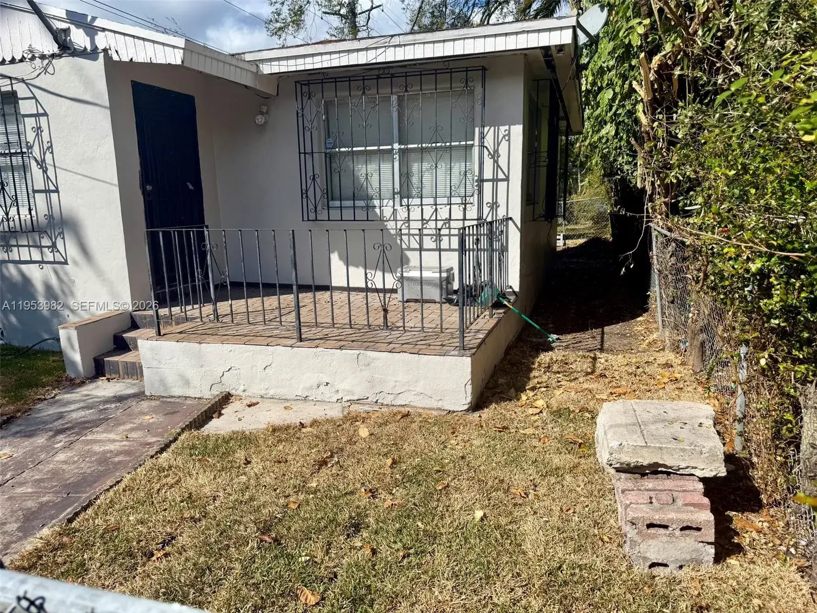 413 NW 63rd St, Miami FL 33150
