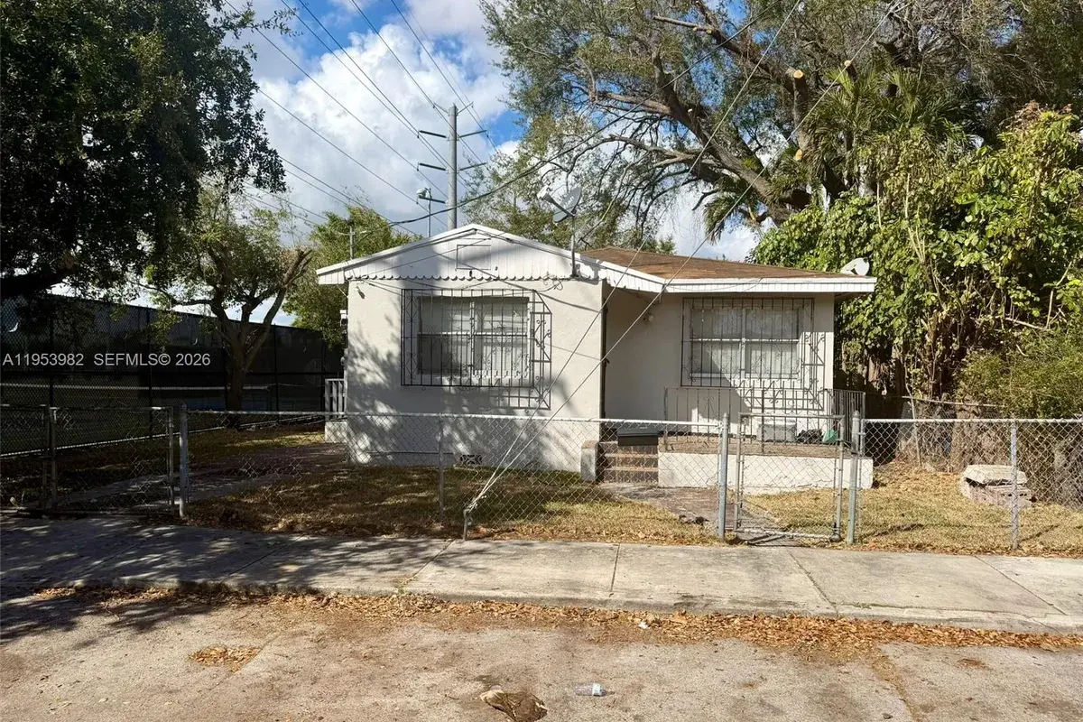 413 NW 63rd St, Miami FL 33150