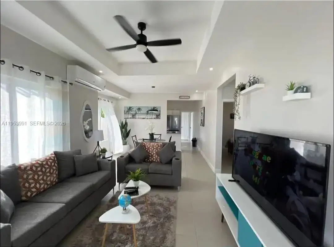 00 Lucea, Hanover, Jamaica, FL photo 2