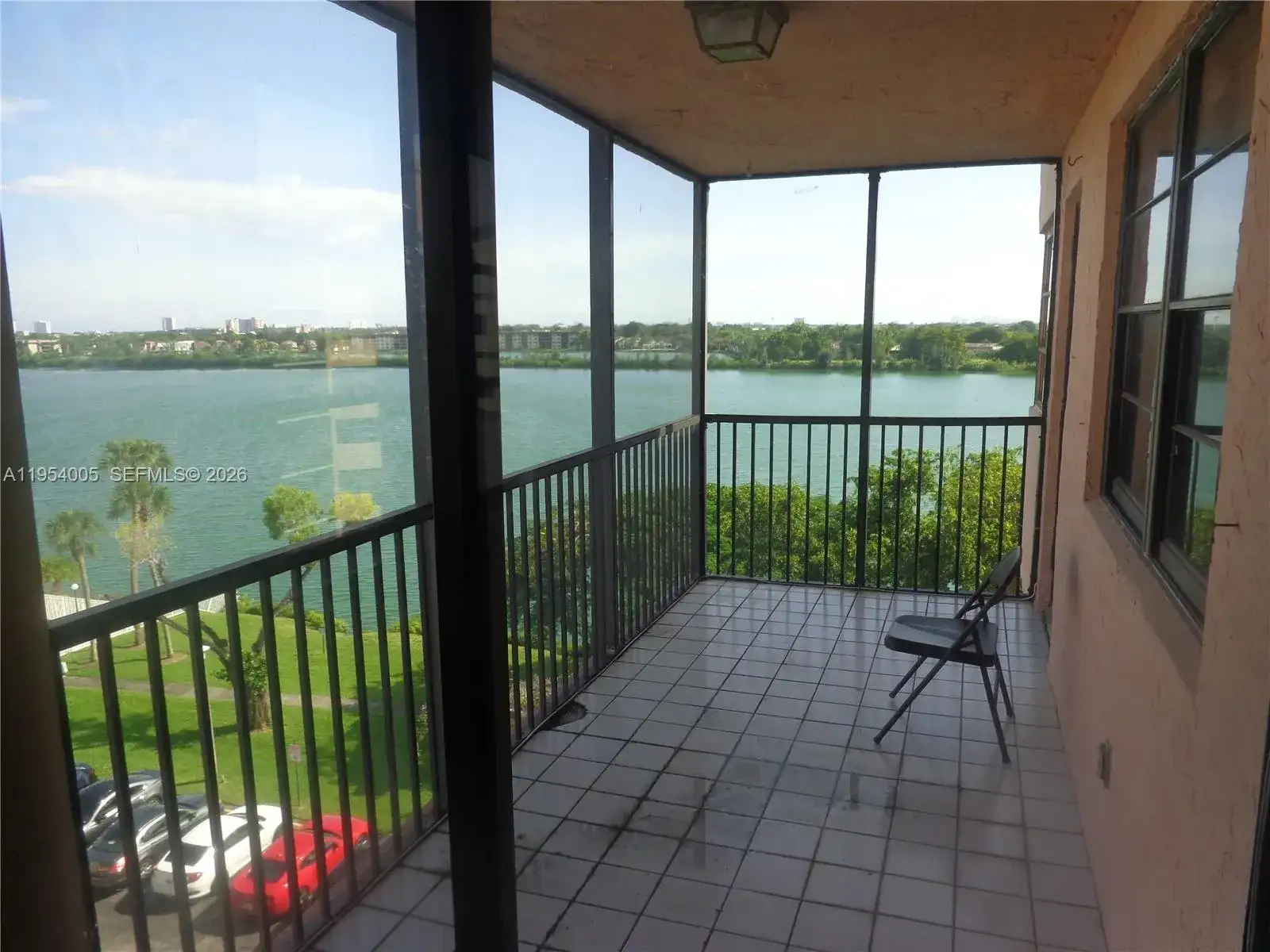 20850 San Simeon Way # 5, Miami FL 33179 photo 3