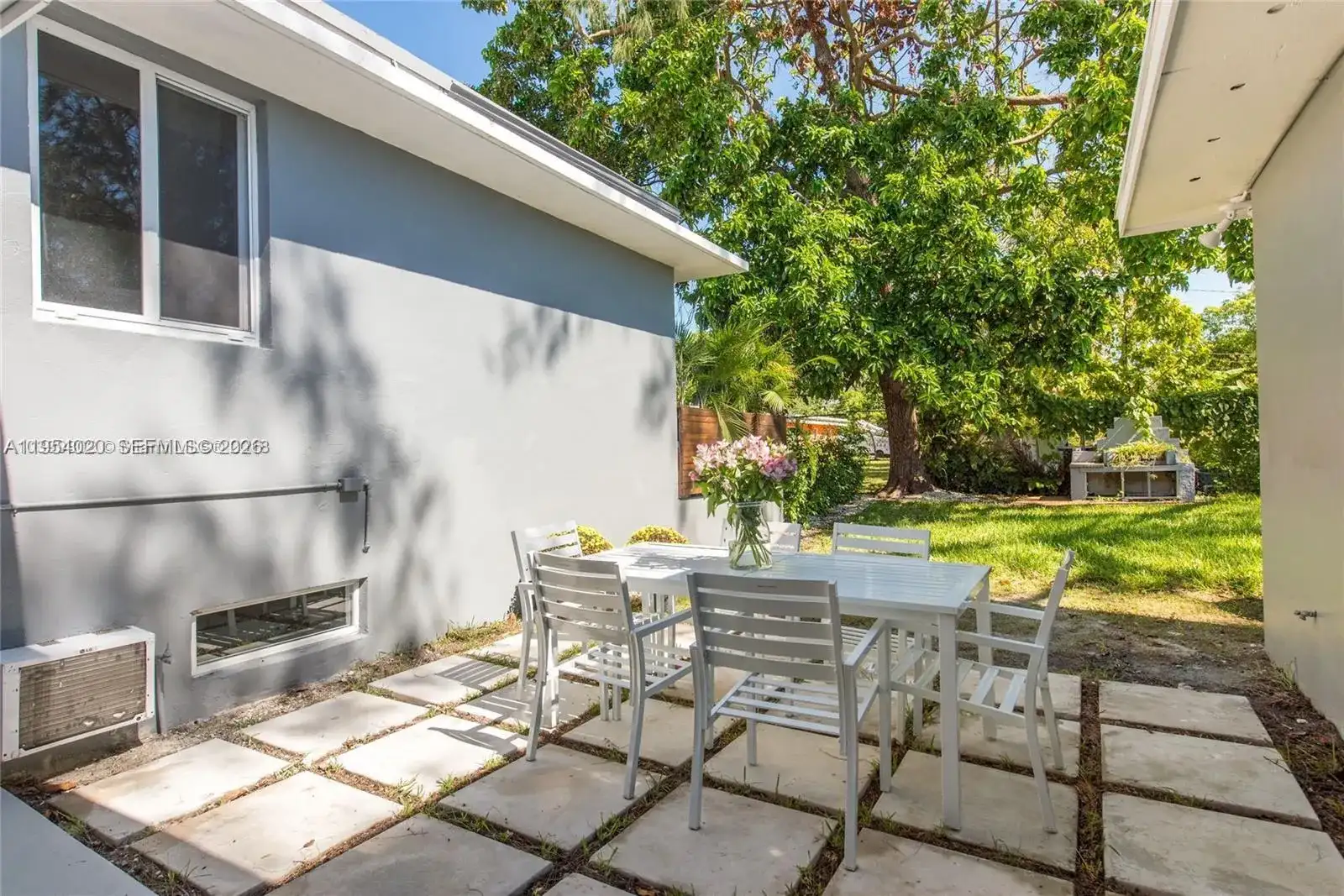 11515 NE 12th Ave, Miami FL 33161 photo 3