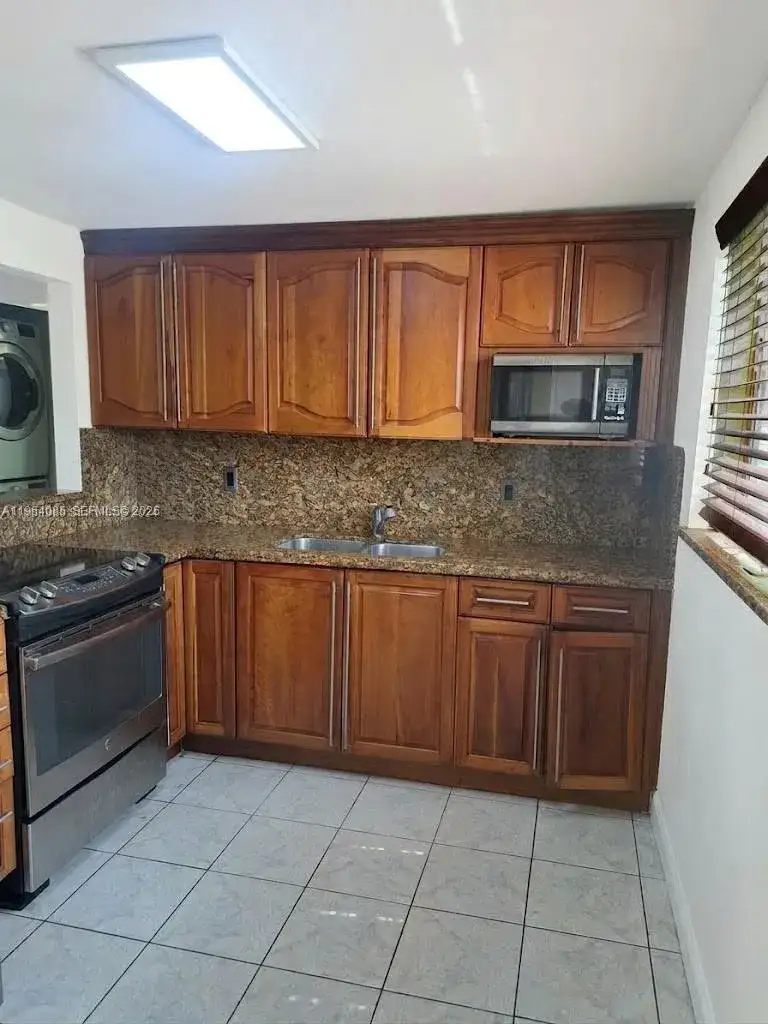11930 NE 19th Dr # 2, North Miami FL 33181 photo 5