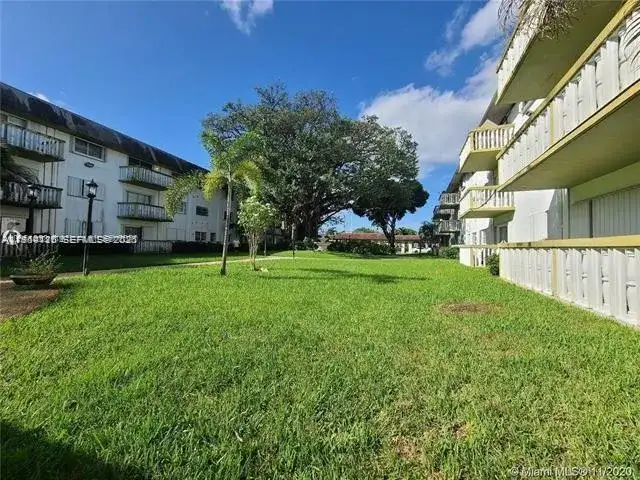 15225 NE 6th Ave # B303, Miami FL 33162 photo 4