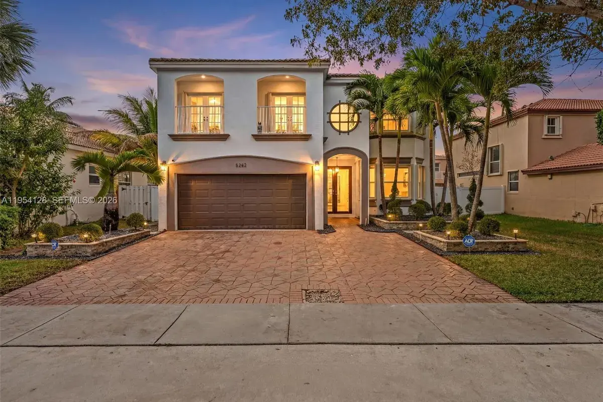 5262 SW 158th Ave, Miramar FL 33027