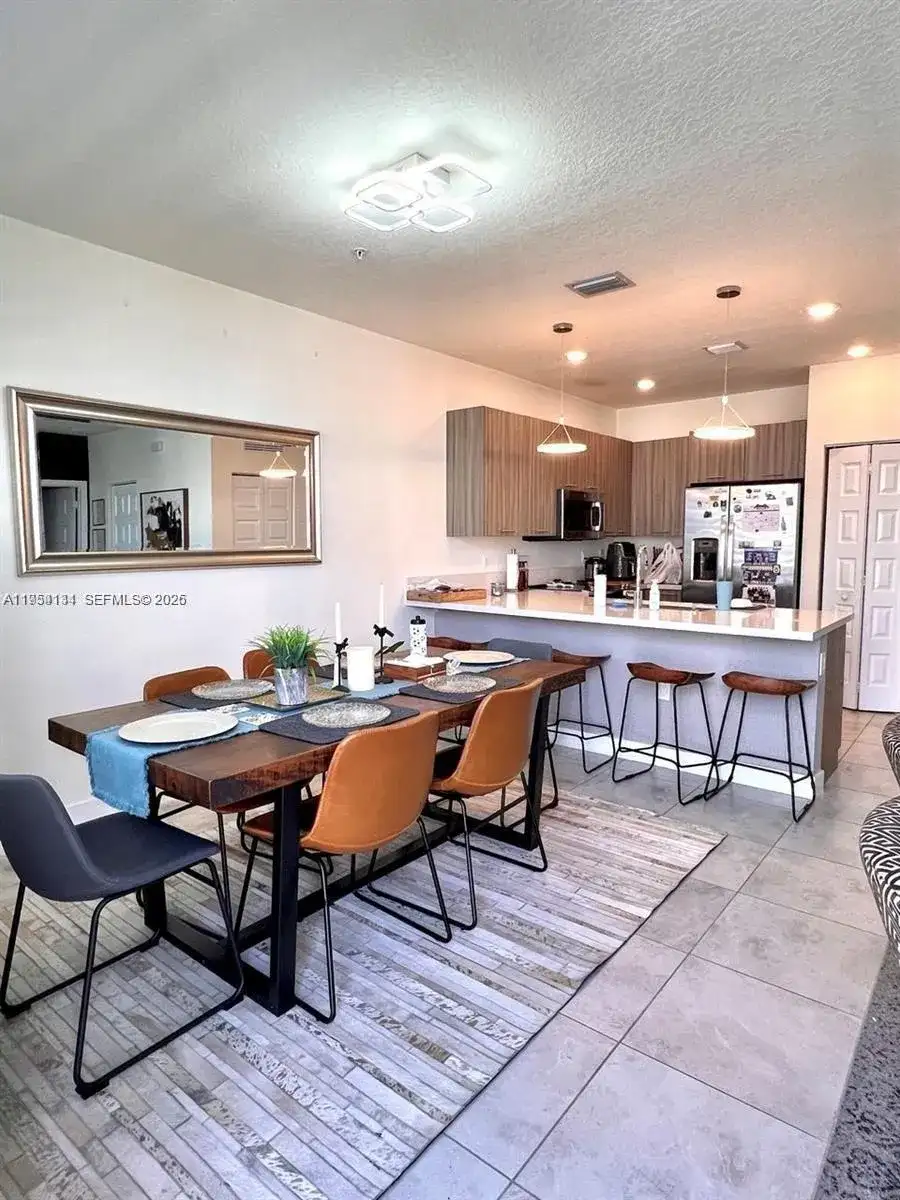 6420 NW 102nd Path # 304, Doral FL 33178 photo 3