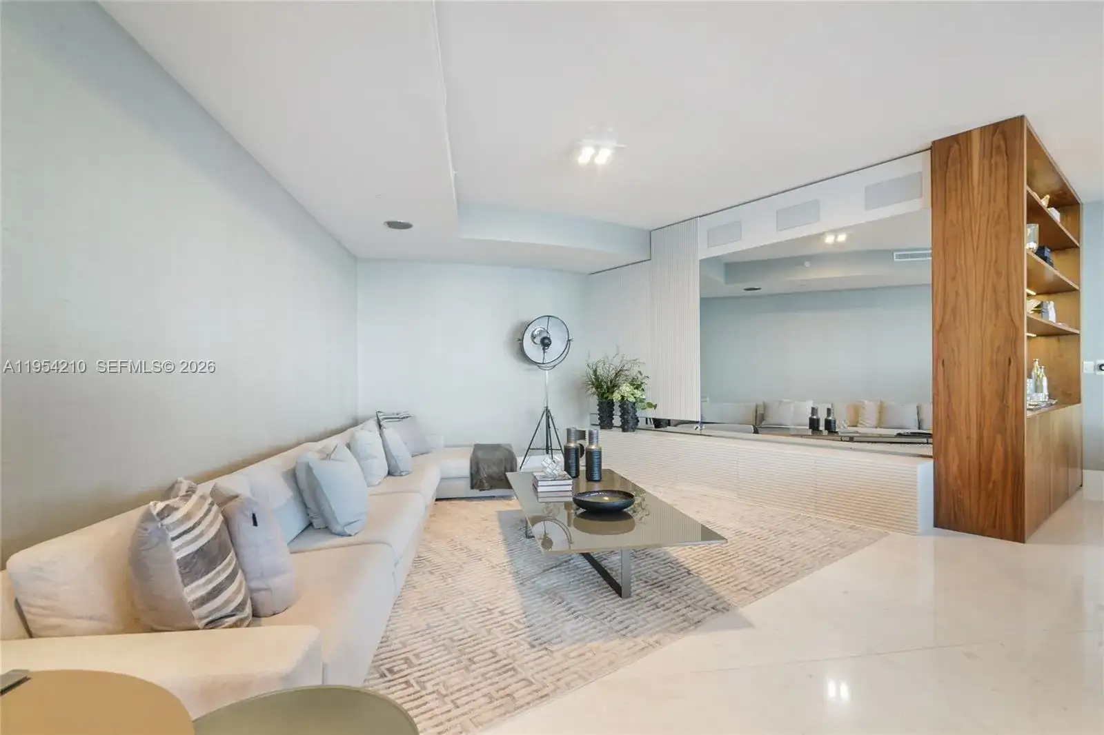 18555 Collins Ave # 4305, Sunny Isles Beach FL 33160 photo 4