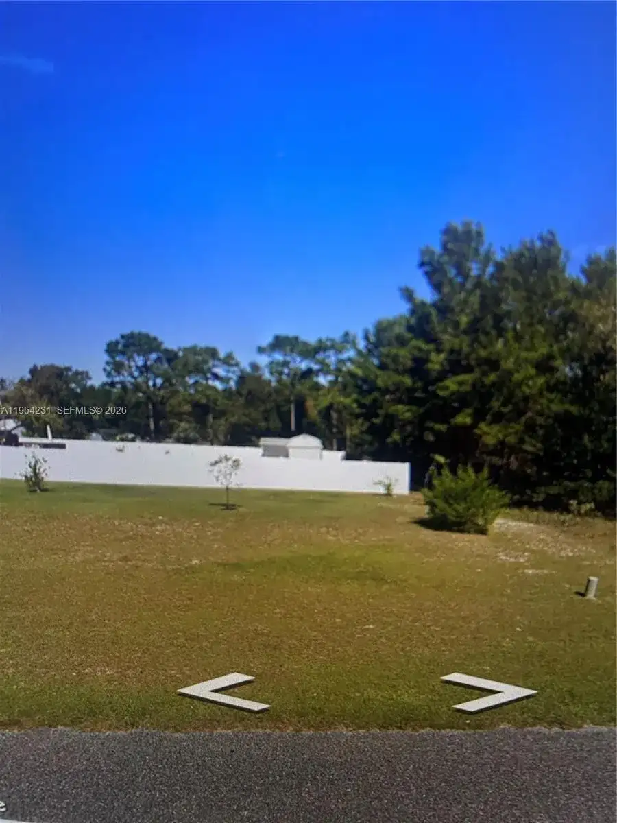 St Interlachen, Other City - In The State Of Florida FL 32148 photo 2