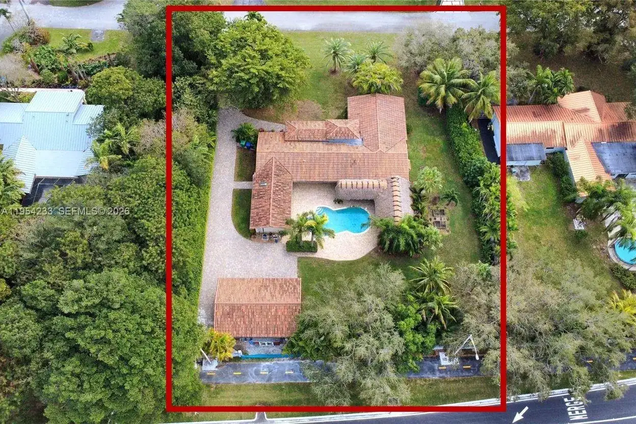 15144 SW 72nd Ct, Palmetto Bay FL 33158 photo 2