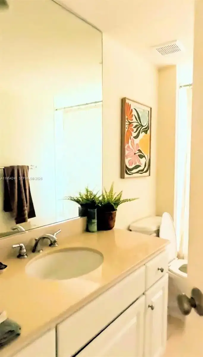2000 N Bayshore Dr # 801, Miami FL 33137 photo 3