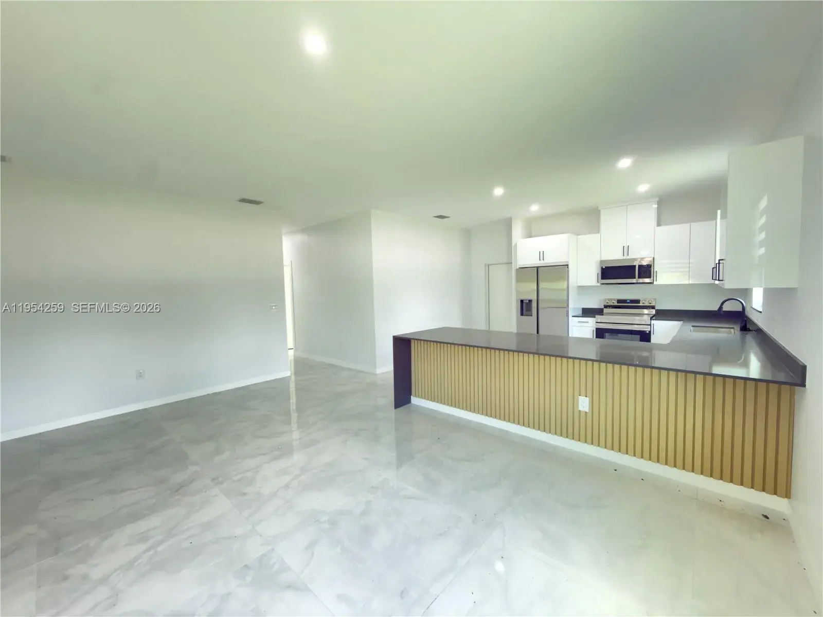 1111 GUNBY AVE S, Lehigh Acres FL 33974