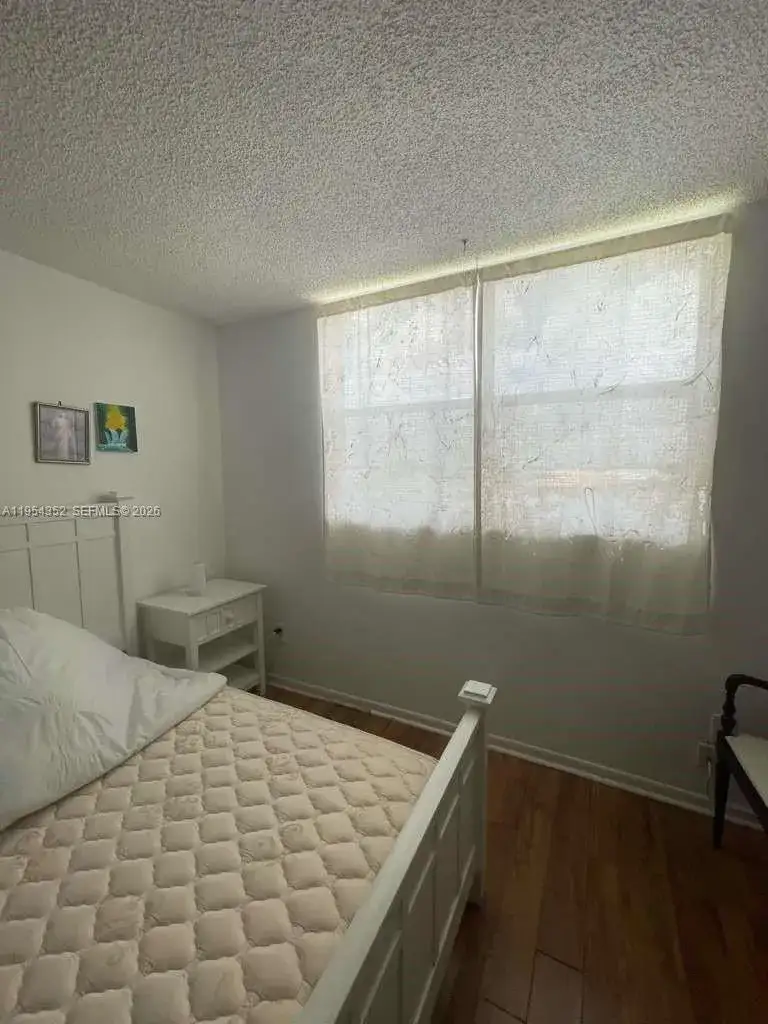 2860 Somerset Dr # 405K, Lauderdale Lakes FL 33311 photo 2