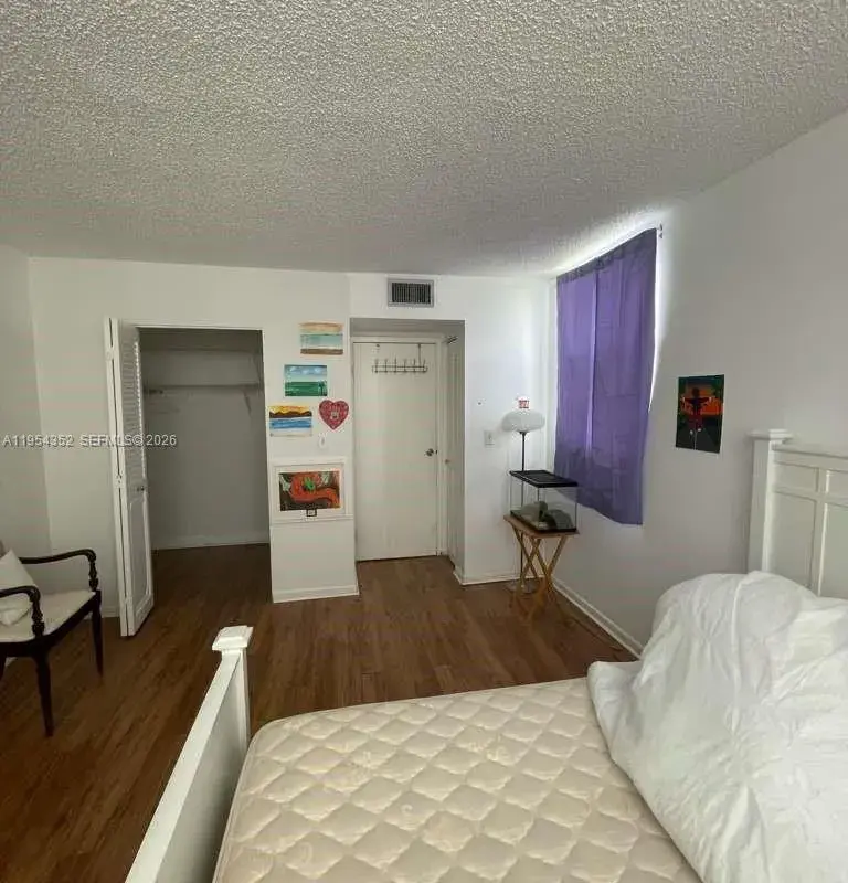 2860 Somerset Dr # 405K, Lauderdale Lakes FL 33311