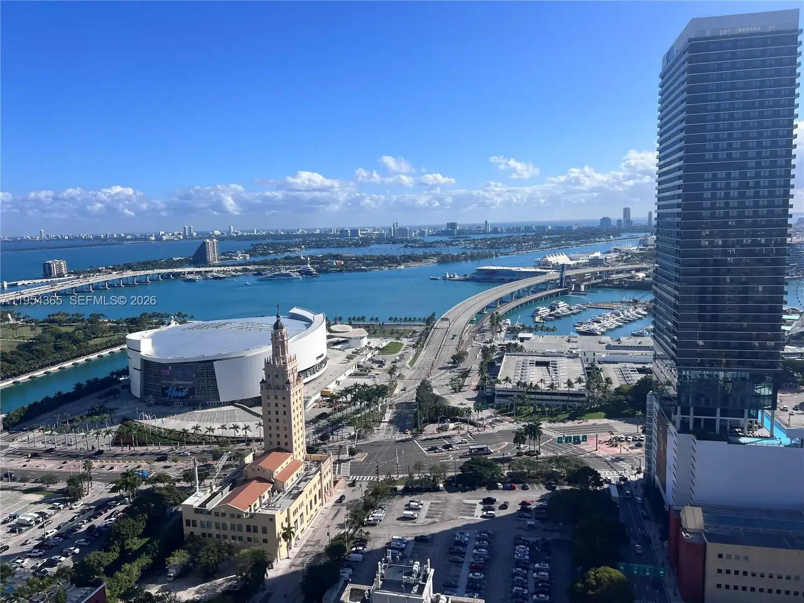 121 NE 5th St # 1608, Miami FL 33143 photo 2
