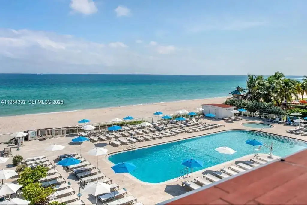 19201 Collins Ave # 436, Sunny Isles Beach FL 33160 photo 4