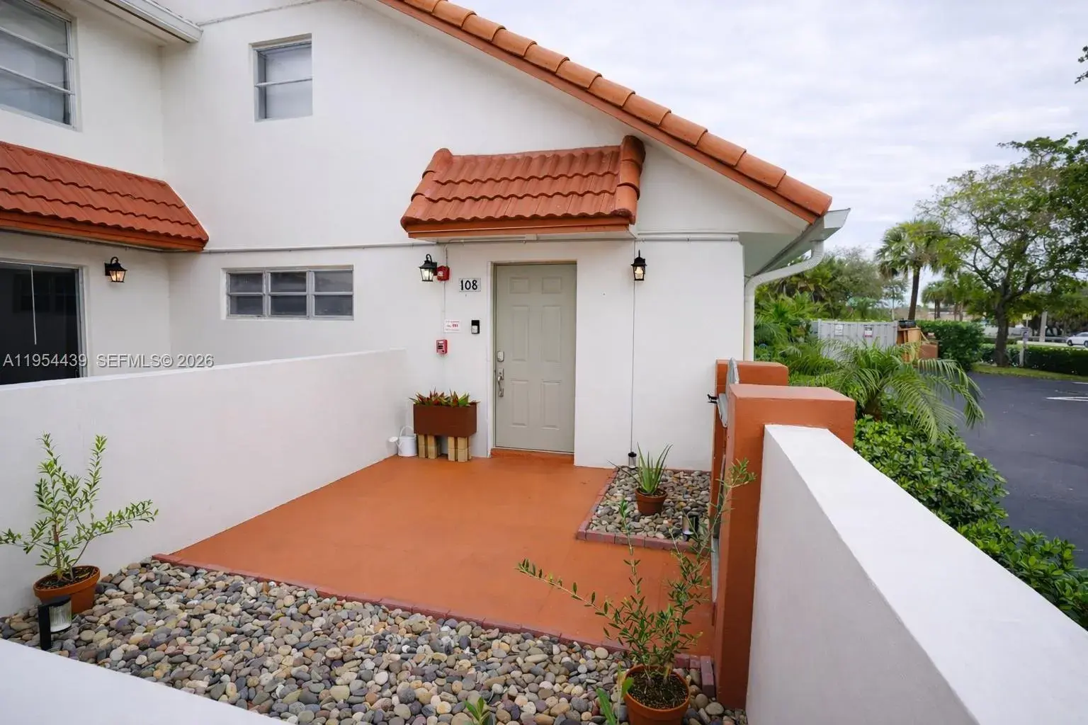 3200 Coral Springs Dr # 108, Coral Springs FL 33065