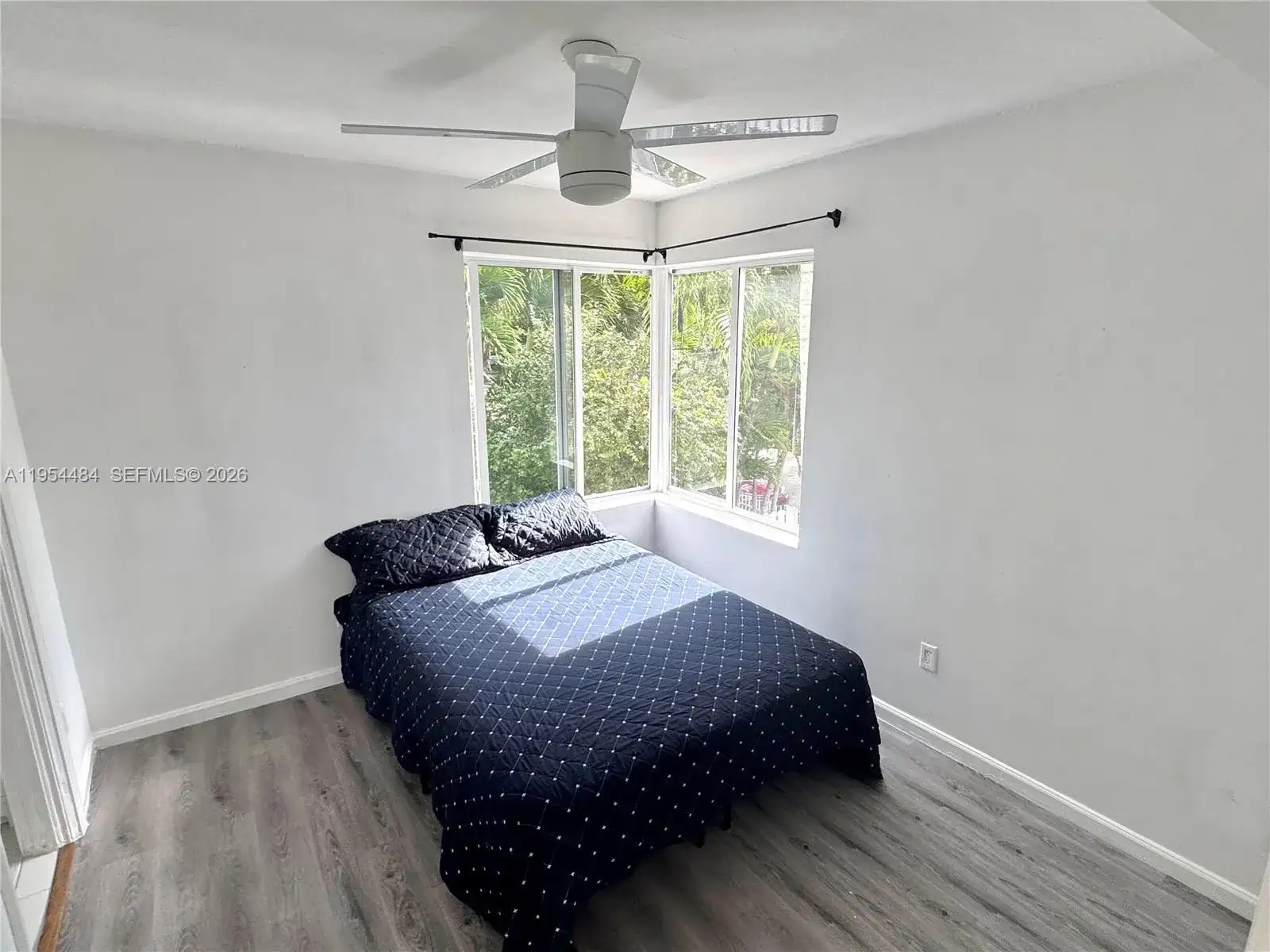 555 NE 70th St, Miami FL 33138 photo 4