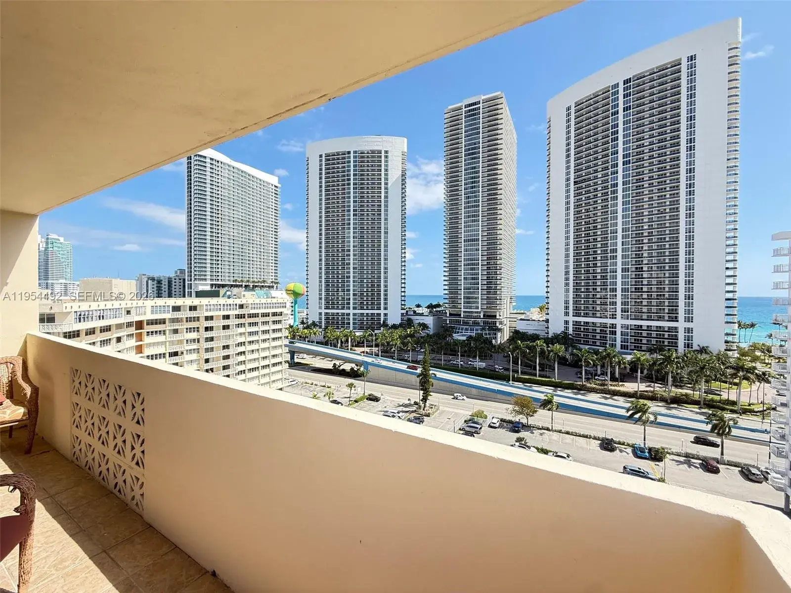 1833 S Ocean Dr # 1402, Hallandale Beach FL 33009