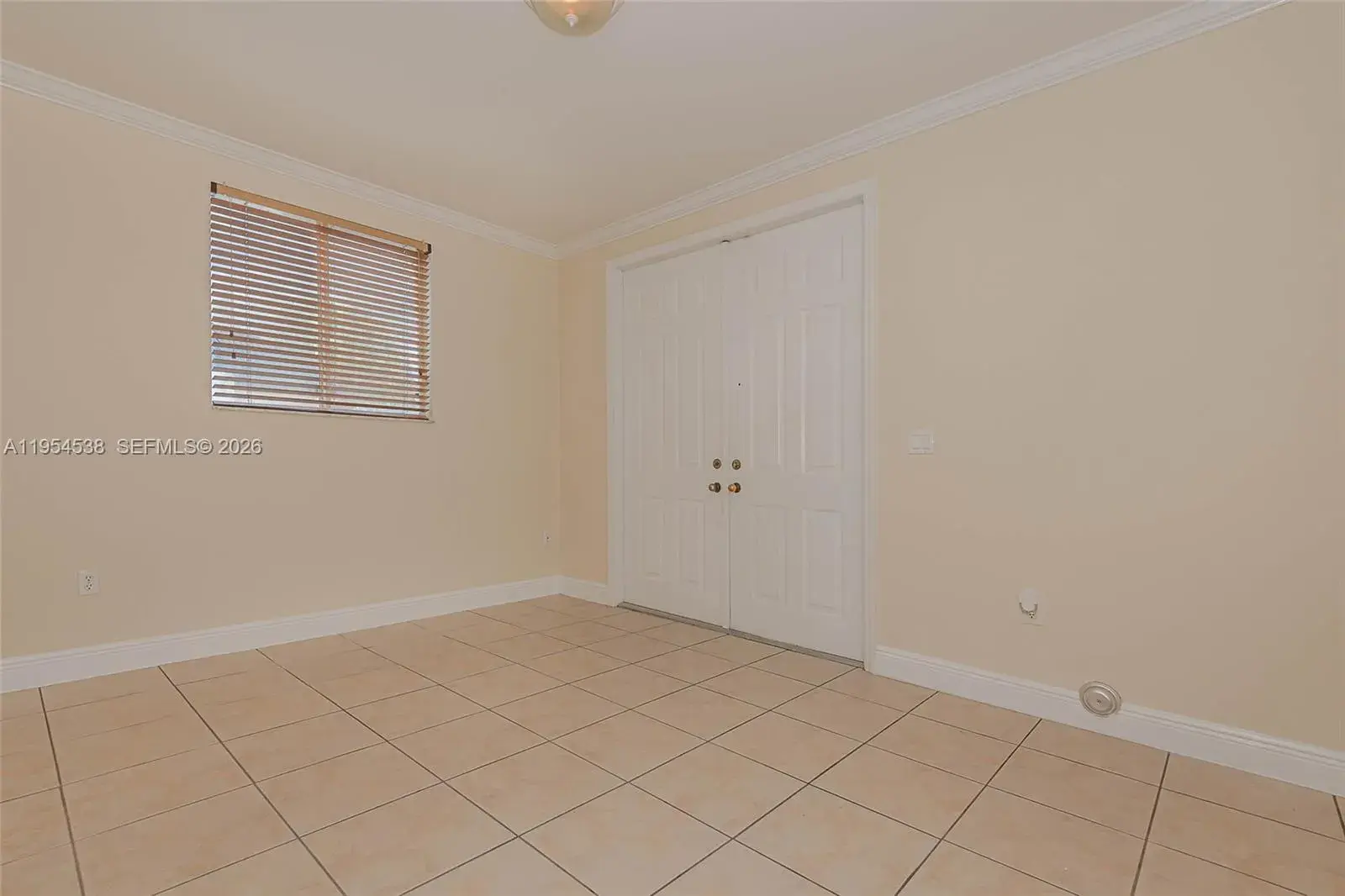 4472 NW 159th St, Miami Gardens FL 33054