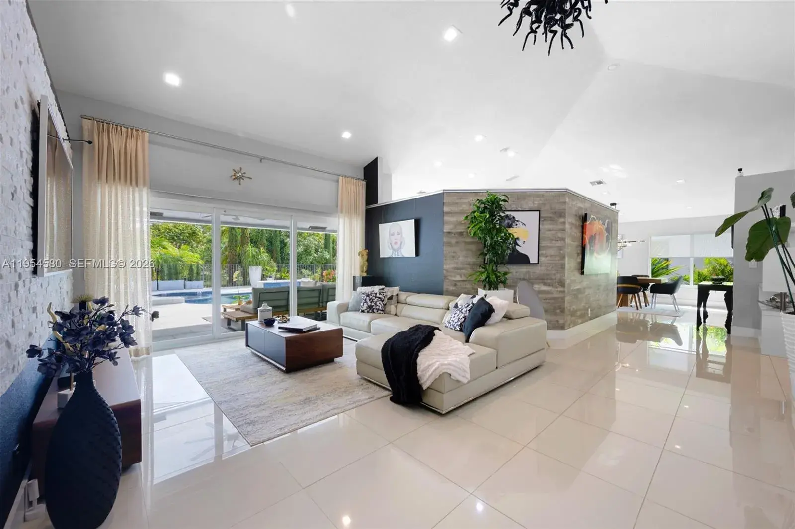 1242 Terrystone Ct, Weston FL 33326