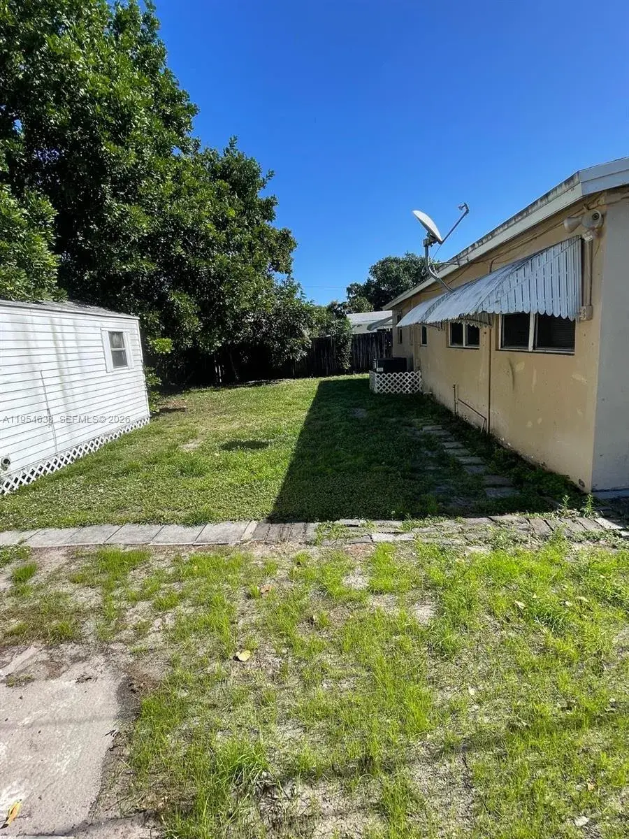 7101 Park St # 0, Hollywood FL 33024