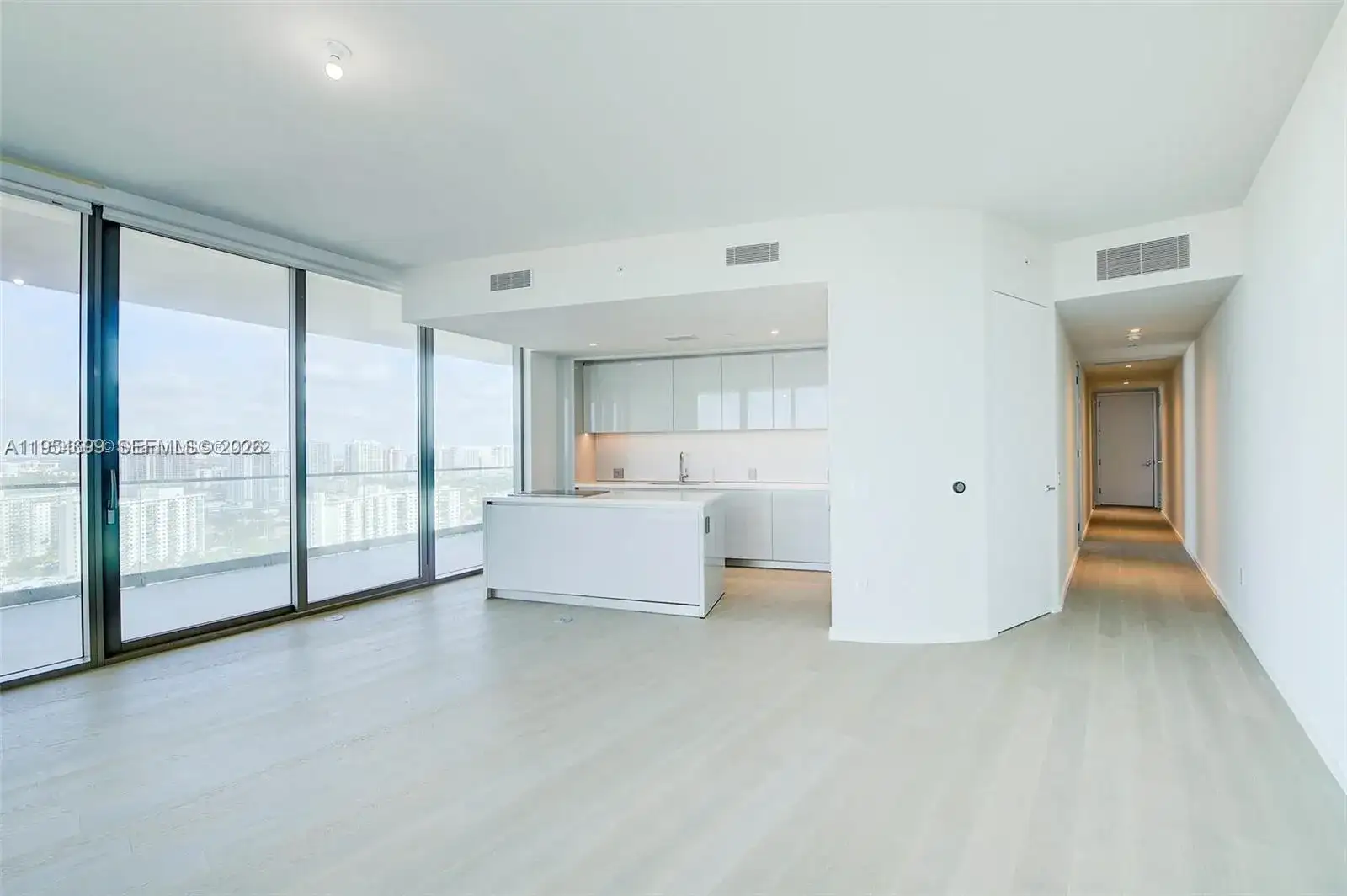 18975 Collins Ave # 2205, Sunny Isles Beach FL 33160 photo 4