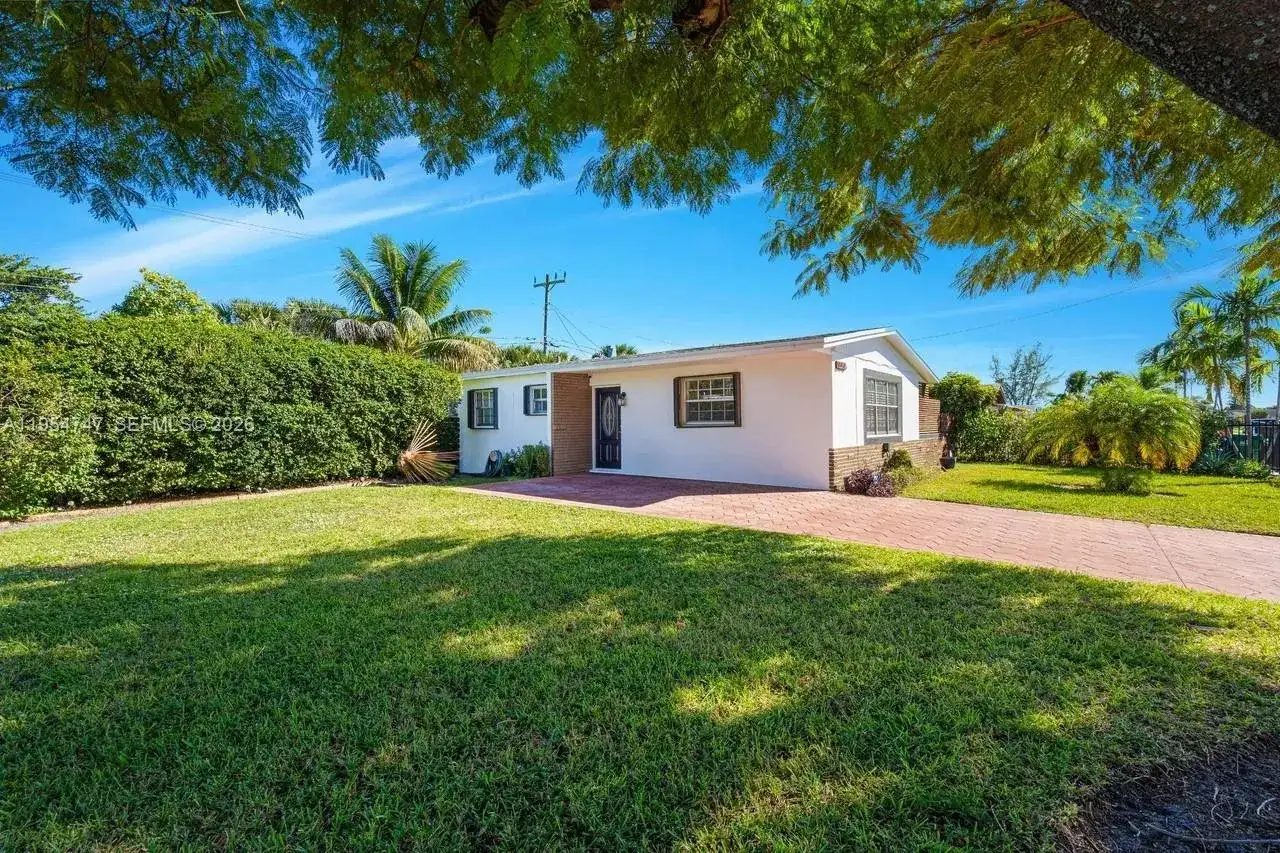 20615 NW 28th Ave, Miami Gardens FL 33056 photo 3