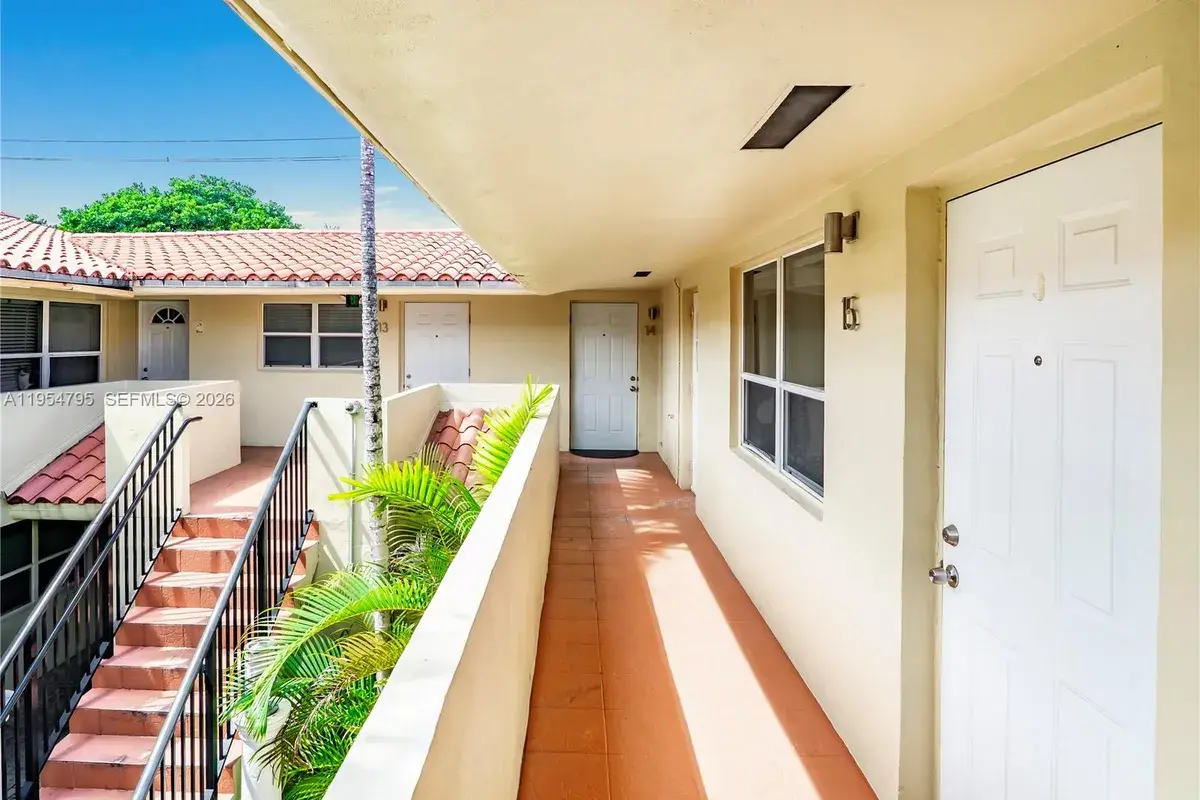 2025 Miami Rd # 15, Fort Lauderdale FL 33316