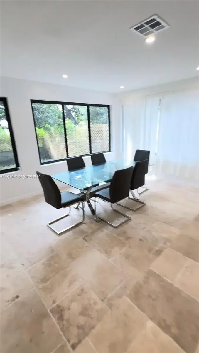 820 NW 50th St # 820, Miami FL 33127