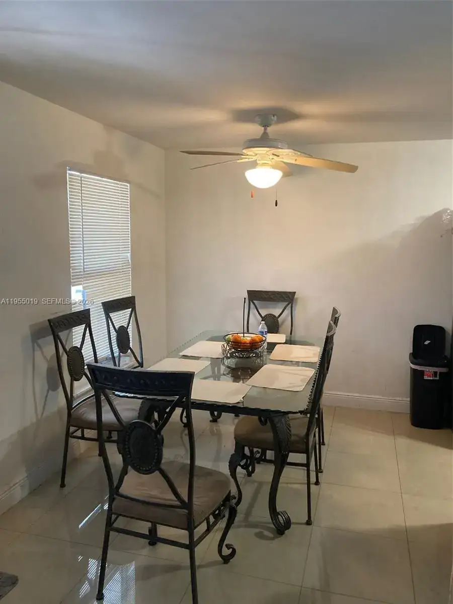 4737 NW 5th Ave, Deerfield Beach FL 33064 photo 4