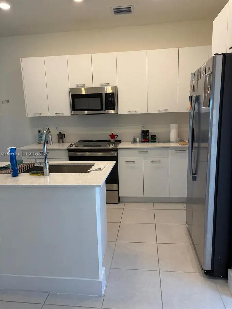 8001 NW 41st St # 310, Doral FL 33166 photo 5