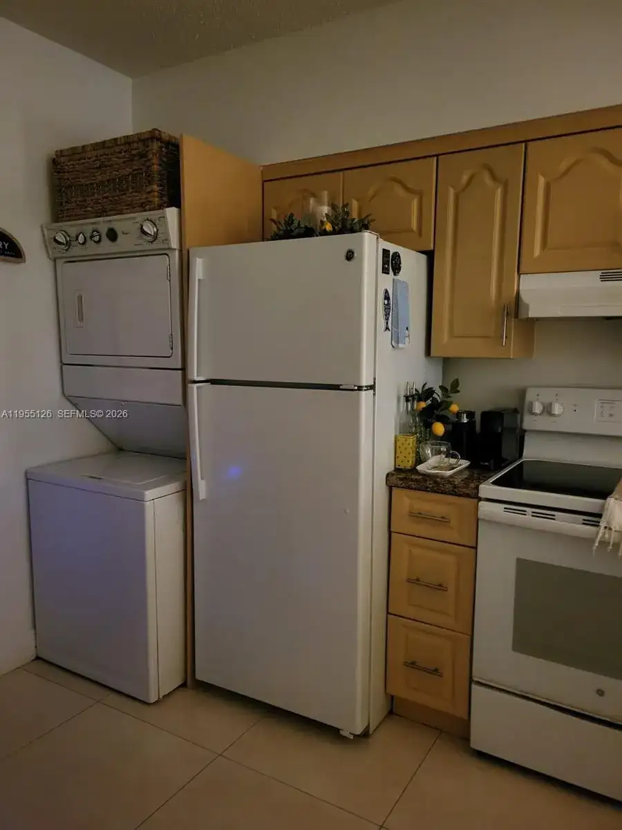 5099 NW 7 ST # 205, Miami FL 33126 photo 4