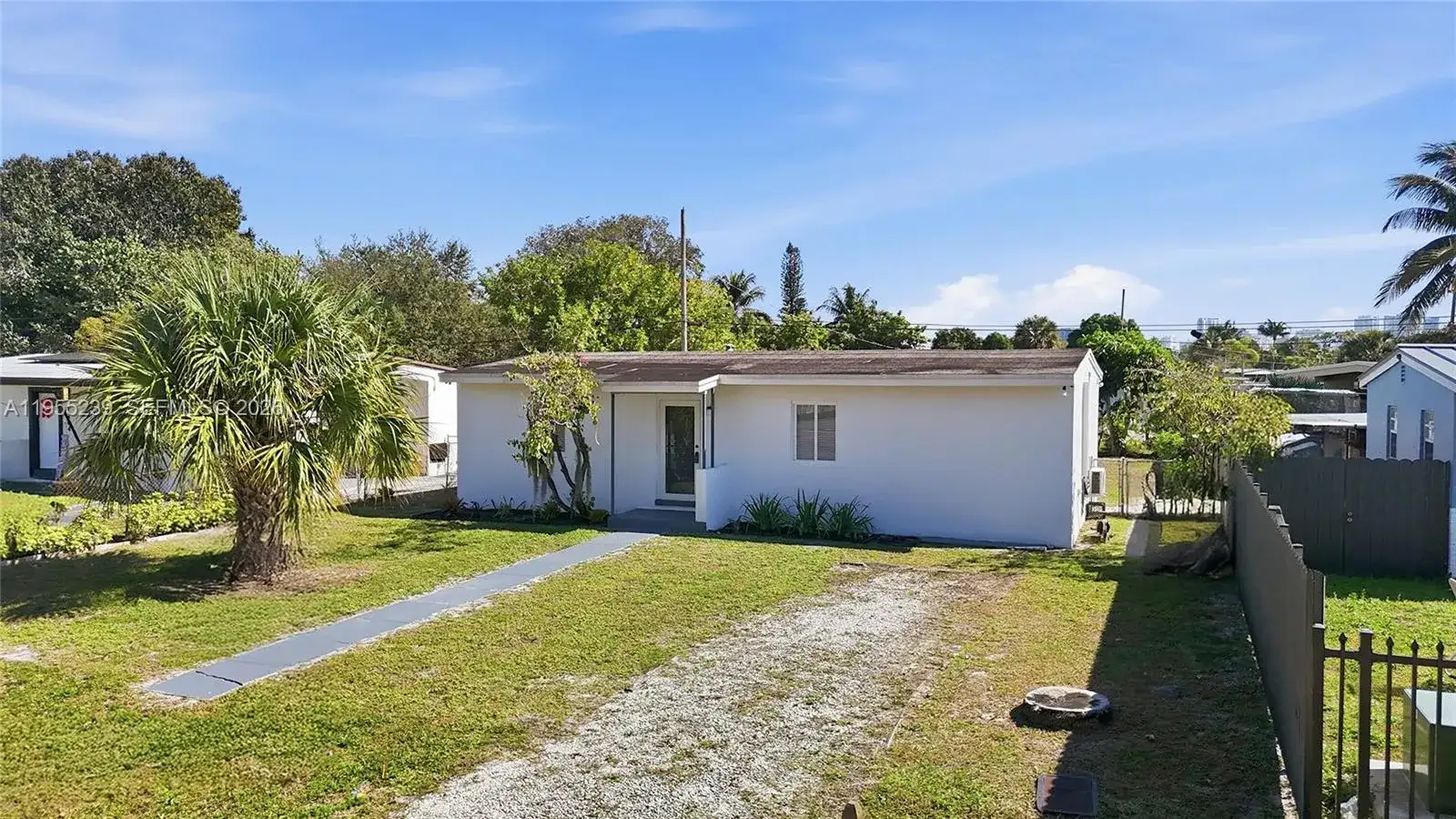 1308 NW 13th Ct, Fort Lauderdale FL 33311 photo 4