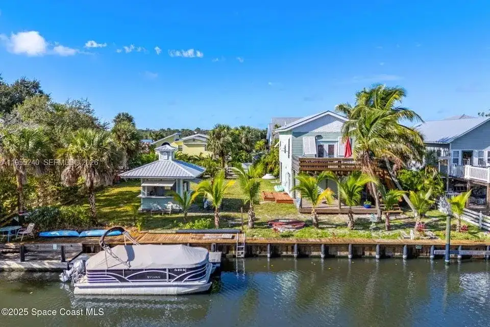 42 VIP Island Unit A, Grant Valkaria FL 32949 photo 2