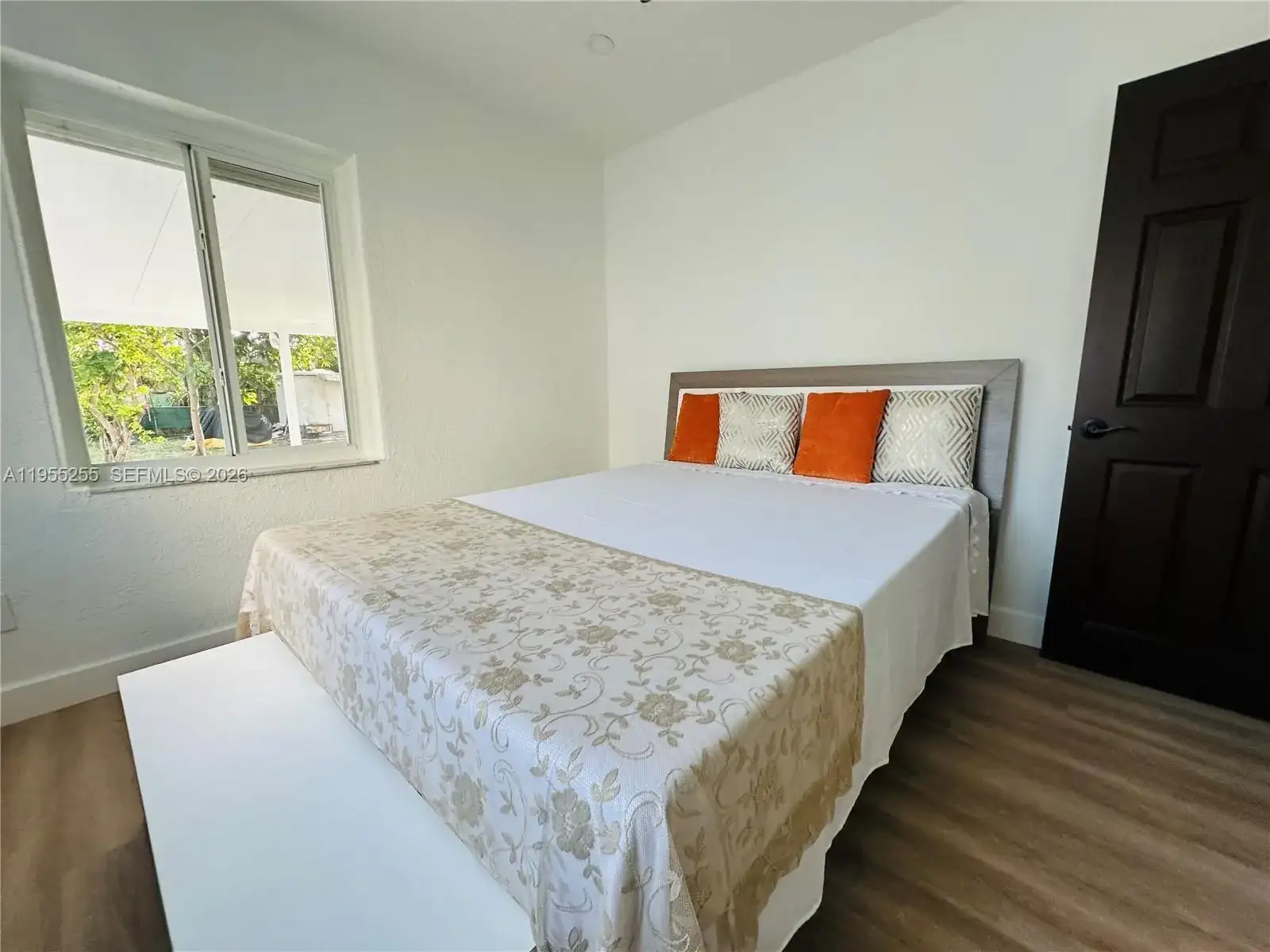 3052 SW 6th St # 3052, Miami FL 33135 photo 4
