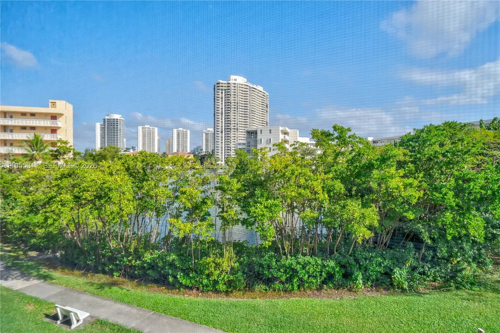 2930 Point East Dr # E312, Aventura FL 33160