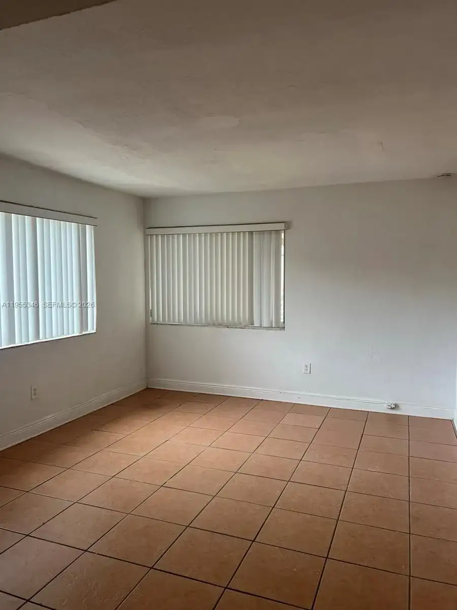 5411 NW 6th Ave, Miami FL 33127 photo 5