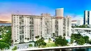 19390 Collins Ave # 1508, Sunny Isles Beach FL 33160 photo 3