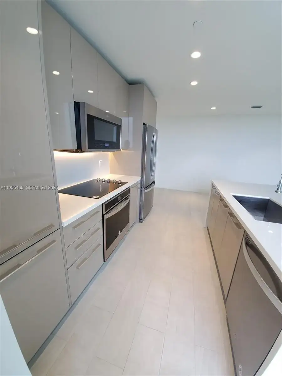 2000 Metropica Way # 1401, Sunrise FL 33323 photo 5