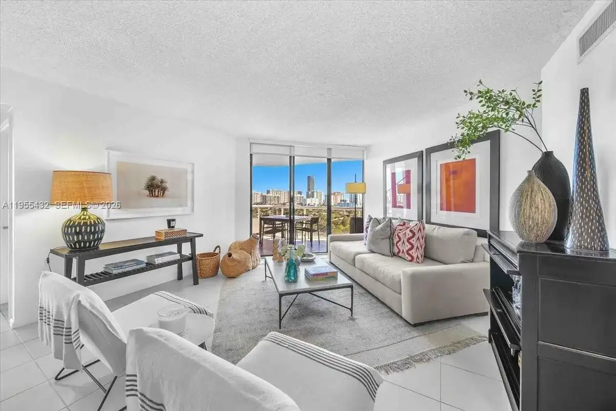 3610 Yacht Club Dr # 1001, Aventura FL 33180