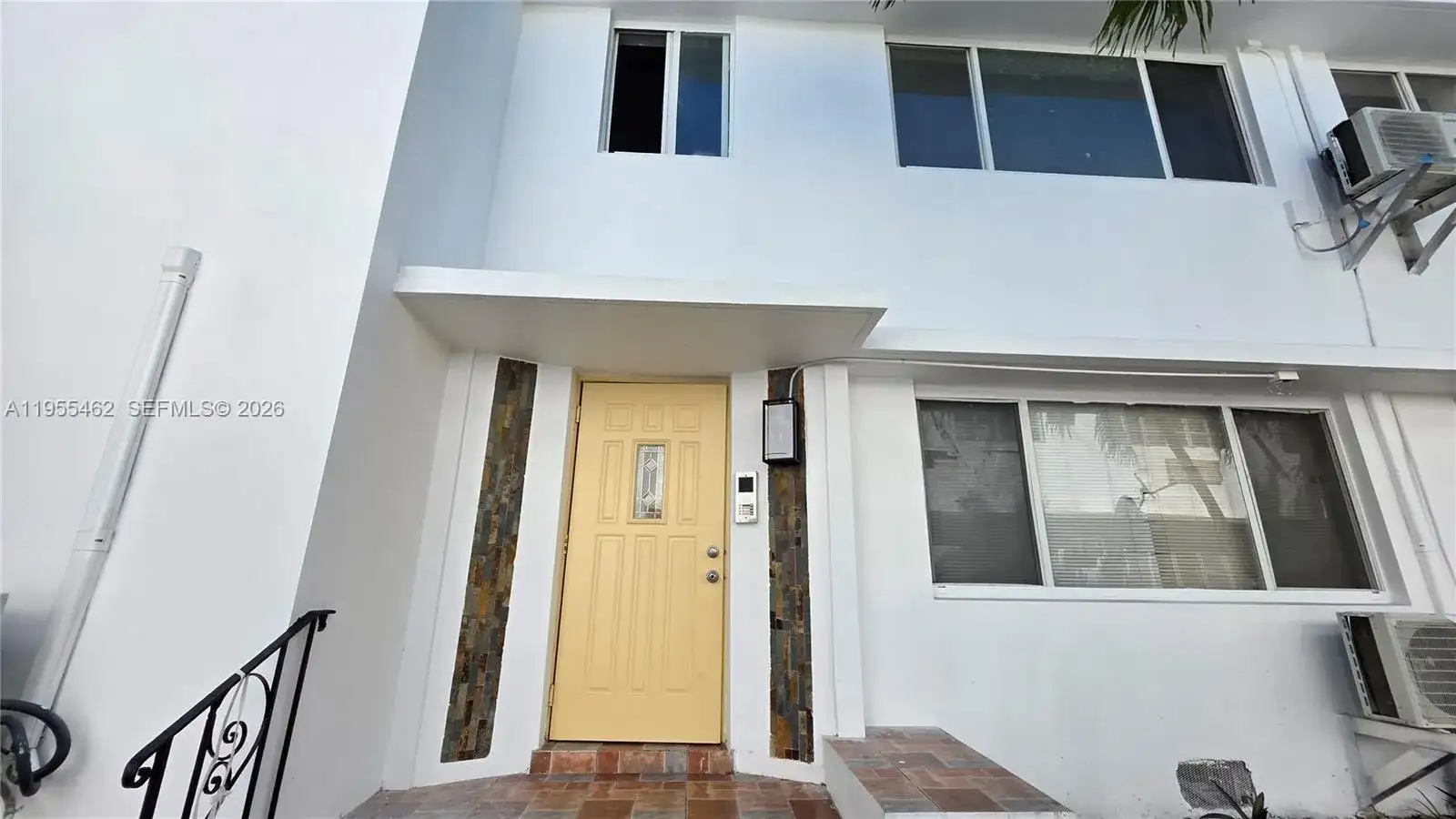 7629 Dickens Ave # 7, Miami Beach FL 33141 photo 2