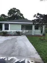 700 NW 19th Ter, Fort Lauderdale FL 33311