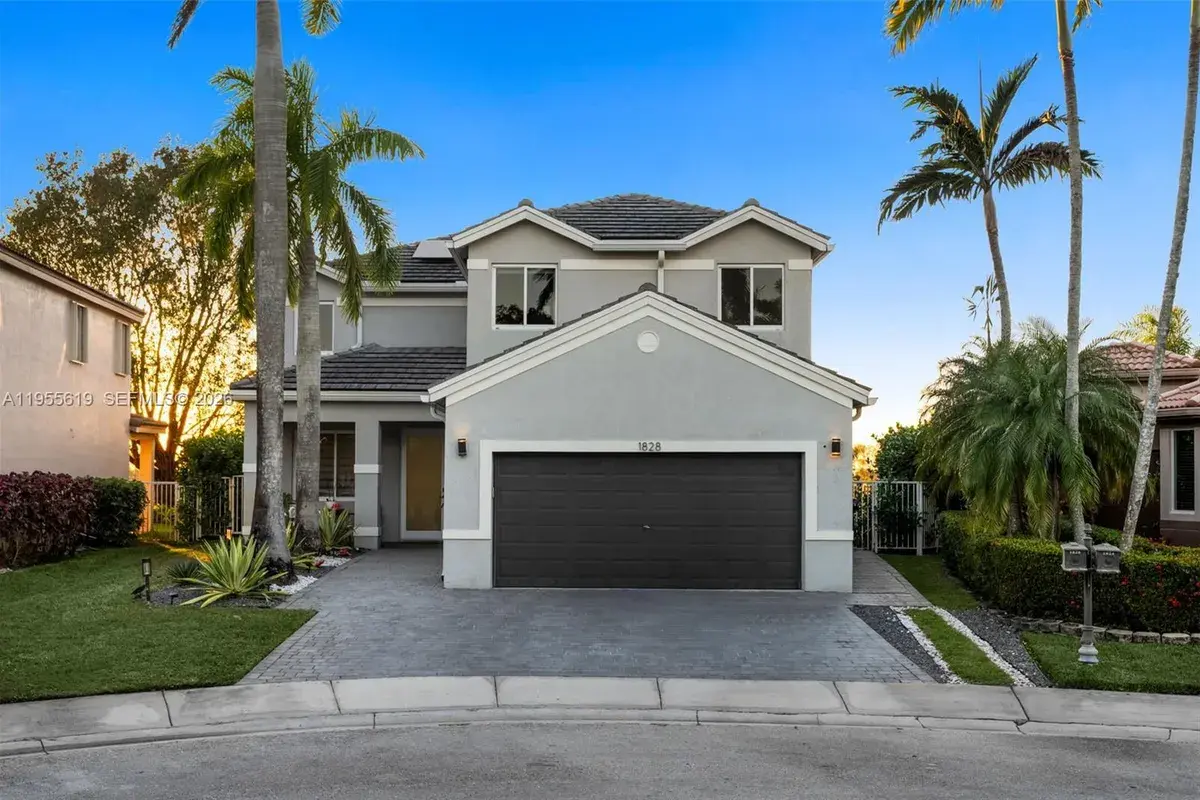 1828 Aspen Ln, Weston FL 33327