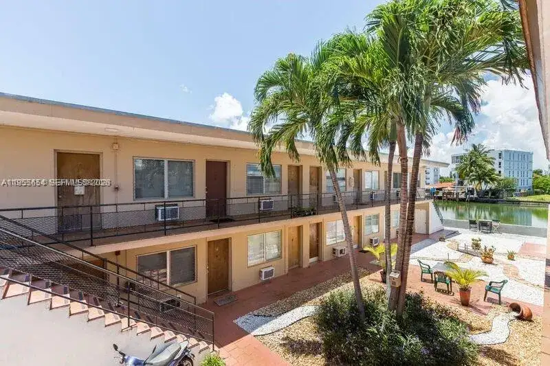 8220 Byron Ave # 5, Miami Beach FL 33141 photo 2