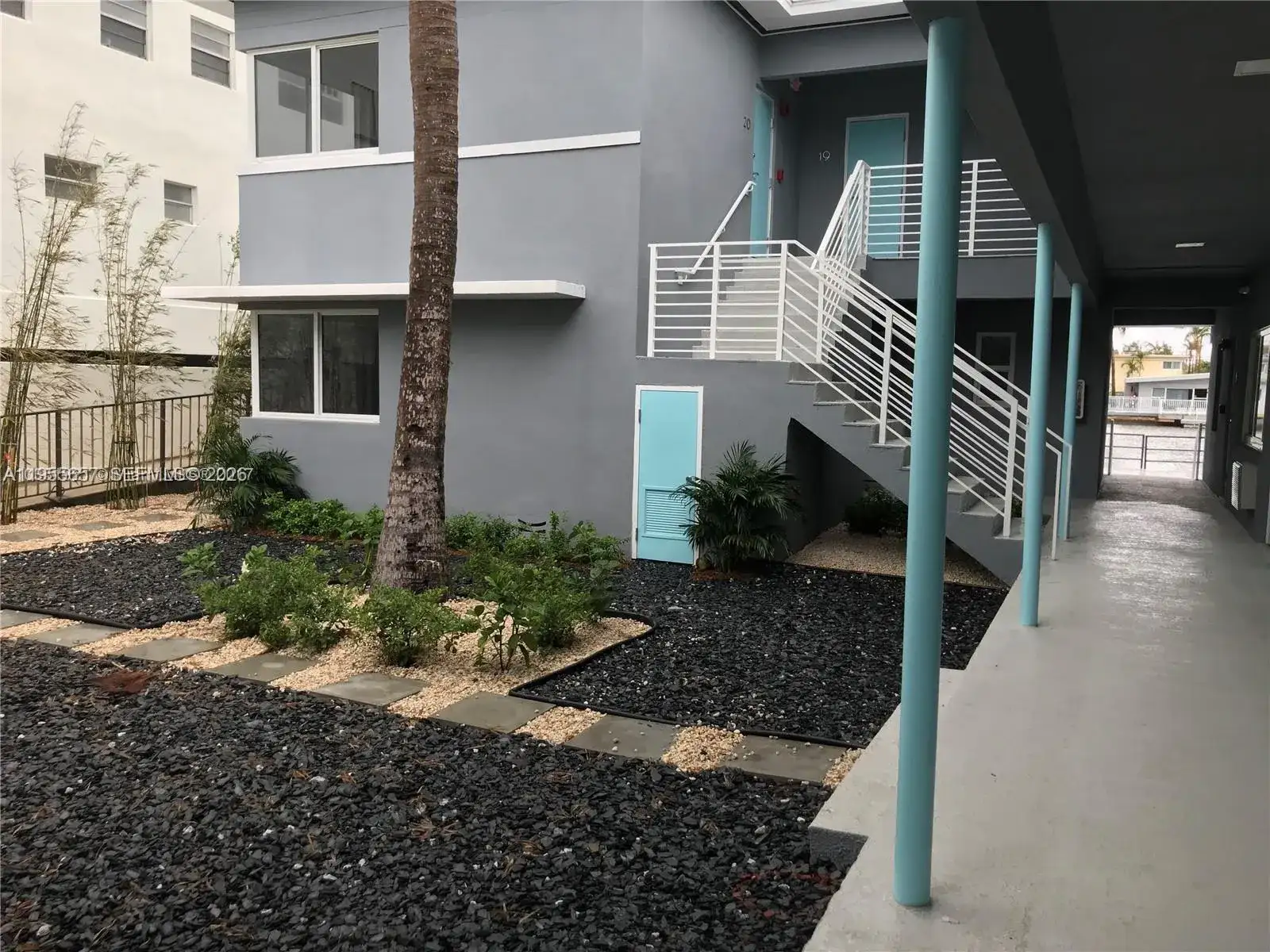 8260 Byron Ave # 10, Miami Beach FL 33141 photo 4