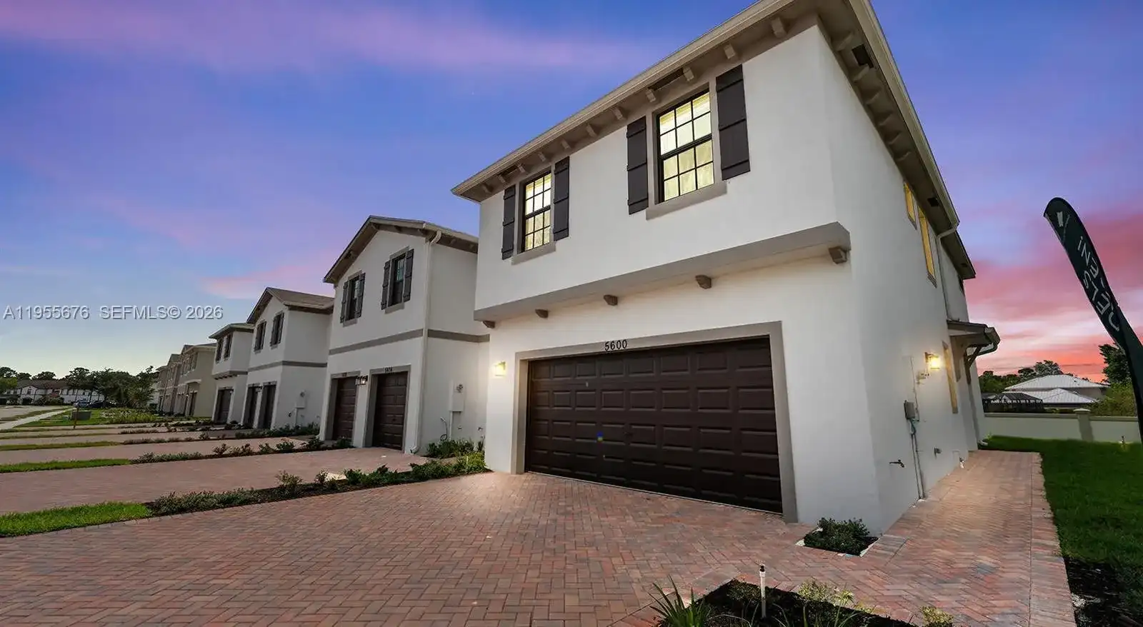 5600 NW Coventry Circle, Port St. Lucie FL 34986