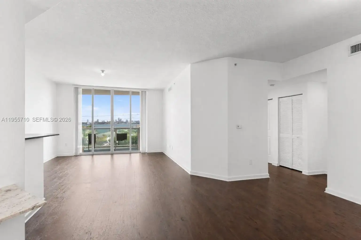 7910 Harbor Island Dr # 402, North Bay Village FL 33141 photo 4