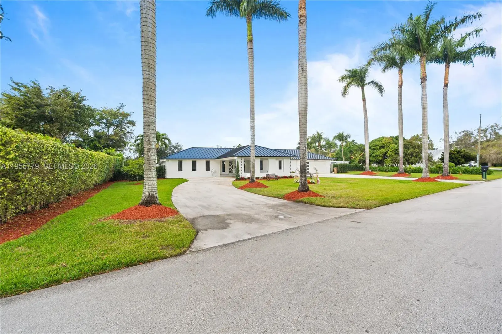 2651 SW 141st Ter, Davie FL 33330